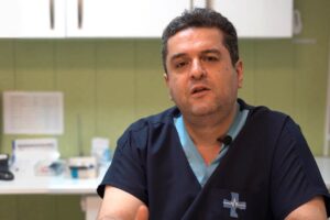 دکتر خوشرو-اهمیت جرم‌ گیری دندان‌ های‌ حیوانات خانگی